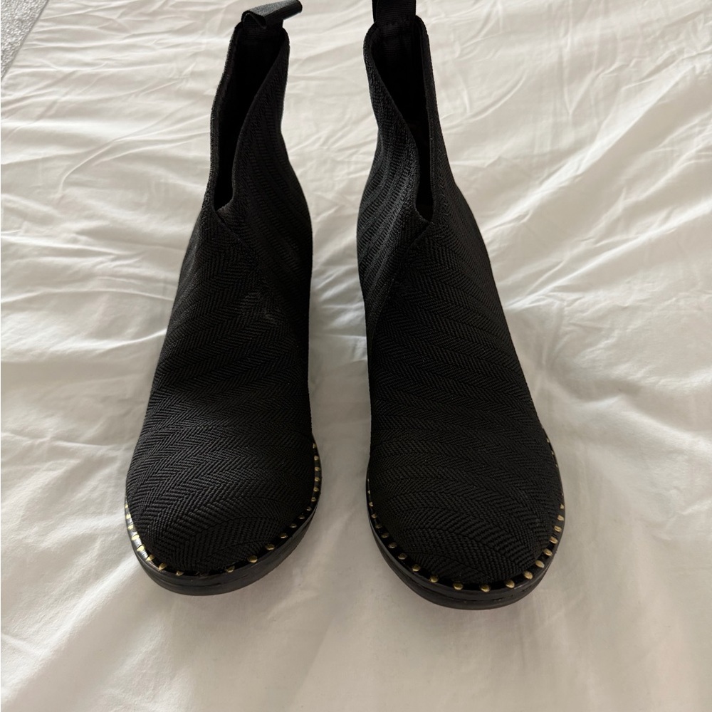 CHARLESTON SHOE CO. Black Ankle Booties